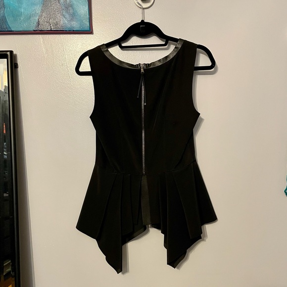 Black Ruffle Sleeveless Sportmax Top - Picture 3 of 6